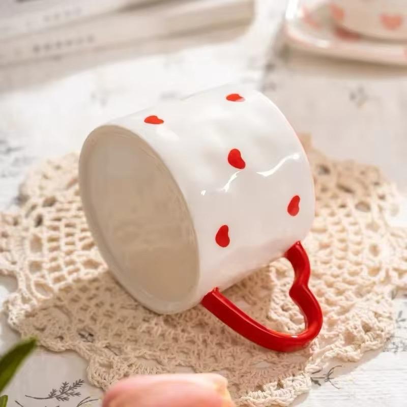 Ceramic Mug Cute Heart Shape Lightweight Drinkware - Cup